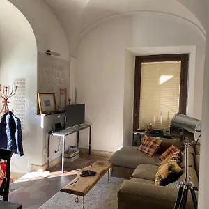 https://glam-apartment-a-manciano.it-tuscanyhotel.com